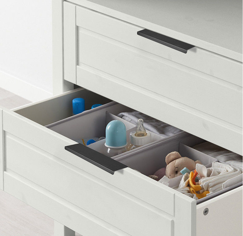 Cửa tủ nhôm màu RAL 200mm Kéo bằng vít Anodized