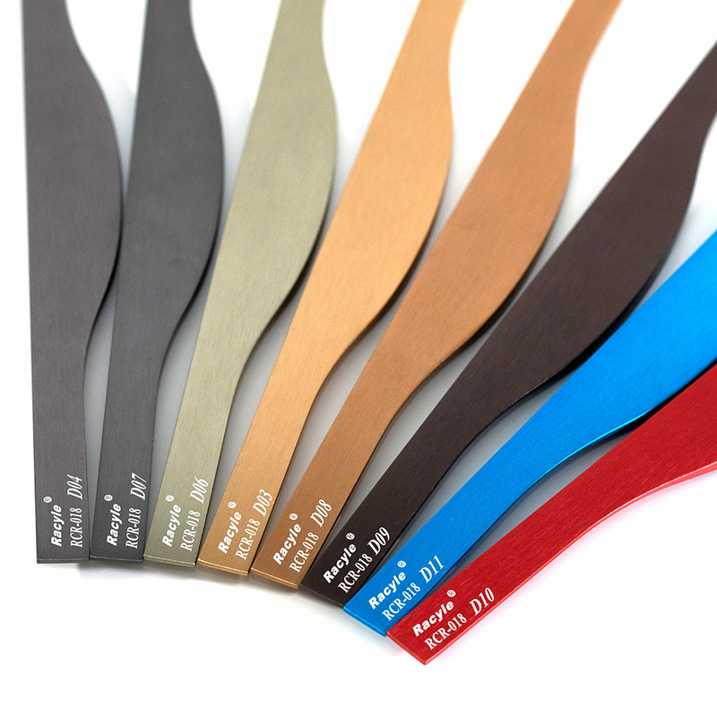 J Shape Profile Kim loại Ngón tay kéo 11,6 / 35,3 inch Tay cầm và núm tủ bằng nhôm